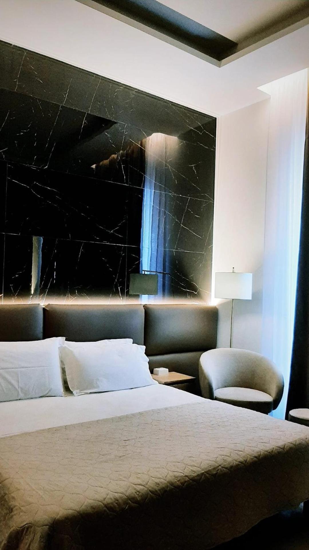 Baaria House Hotel Barcellona-Pozzo di Gotto Eksteriør bilde